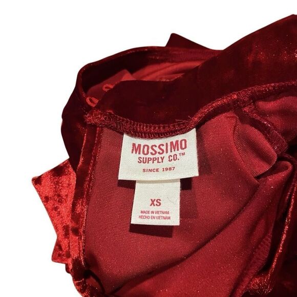 Mossimo Long Sleeve Cold Shoulder Red Velvet Blouse Women’s XS - Picture 4 of 4